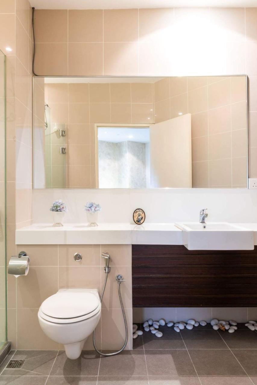 Rosebury Studio Suite By D Imperio Homestay George Town Exterior photo